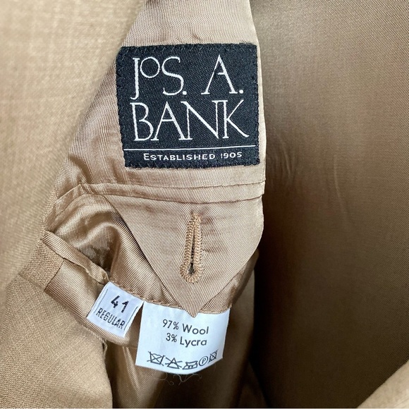 Jos. A. Bank Tan Sport Coat with Notched Lapels - Picture 7 of 8